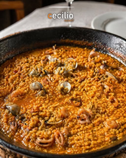 Arroz caldoso con almejas de Bar Cecilio